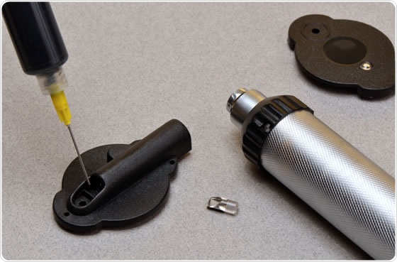 Master Bond UV10TKMed is a higher viscosity UV system for bonding, sealing and coating that passes USP Class VI testing. It also meets the requirements of ISO 10993-5 for cytotoxicity.