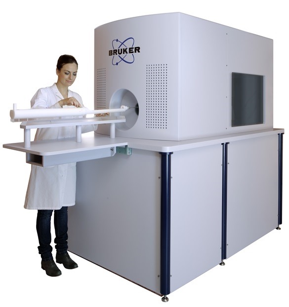 Bruker-MPI-Spectrometer - 590