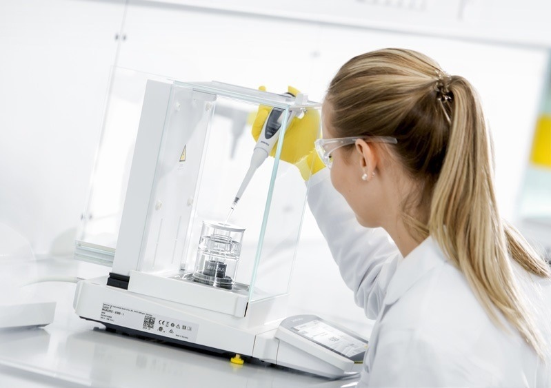 Gravimetric testing & calibration: Performing a norm-compliant process