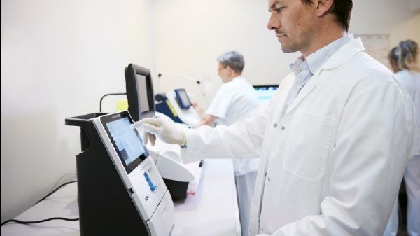 ABL9 blood gas analyzer