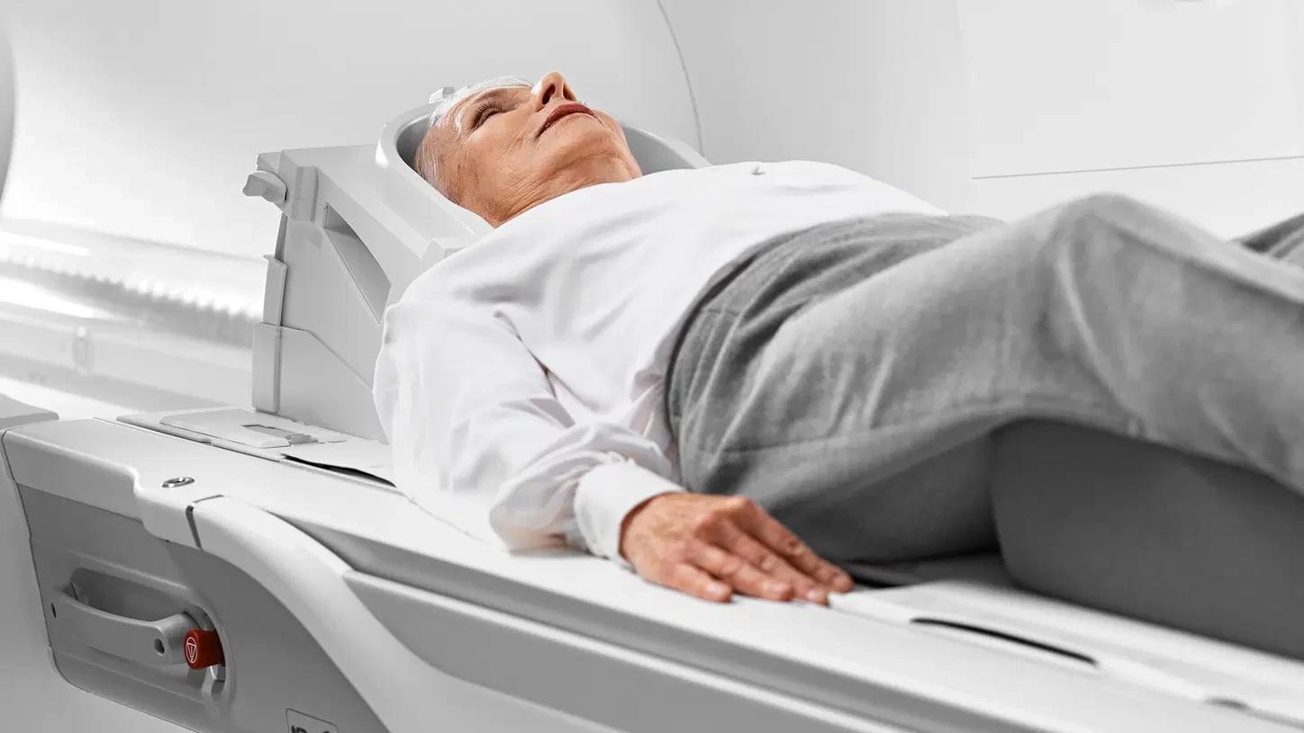 1.5T MRI system MAGNETOM Sola