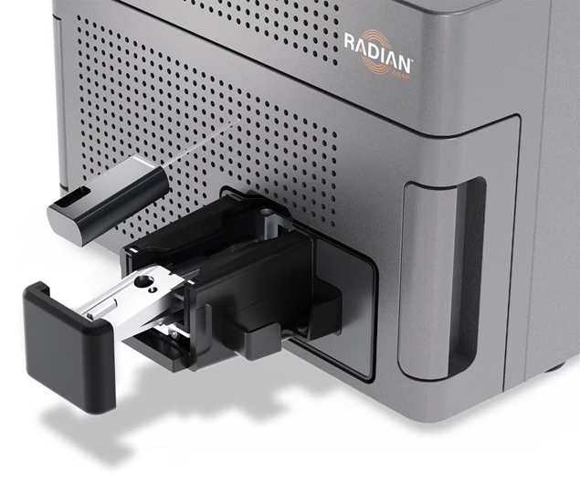 To begin acquisition, insert the capillary.