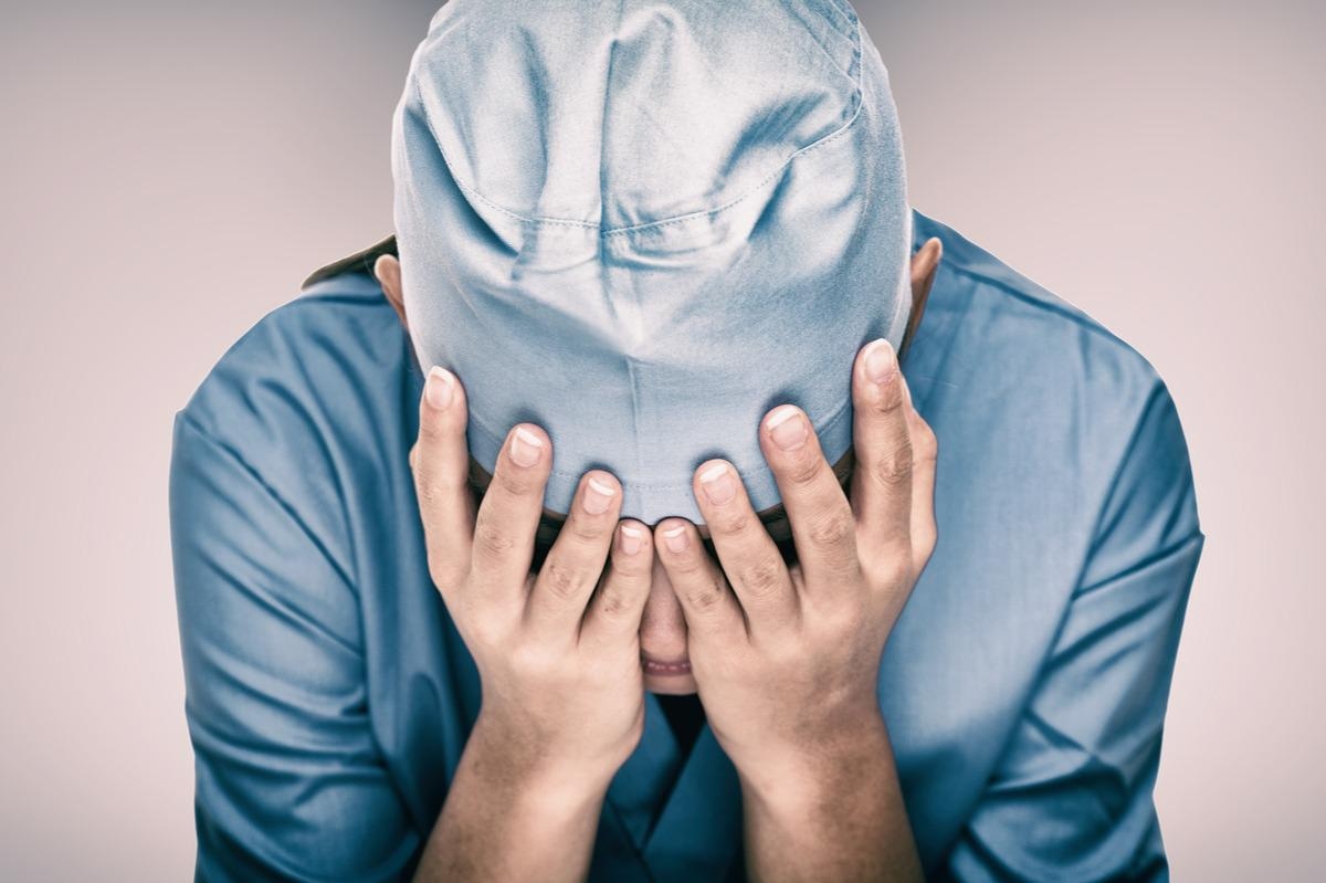 Study: Effects of medical school on mental health and sleep habits. Image Credit: Maridav/Shutterstock