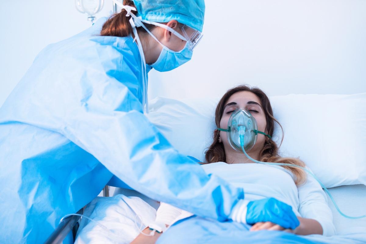 Study: COVID-19 and its clinical severity are associated with alterations of plasma sphingolipids and enzyme activities of sphingomyelinase and ceramidase. Image Credit: alessandro guerriero/Shutterstock