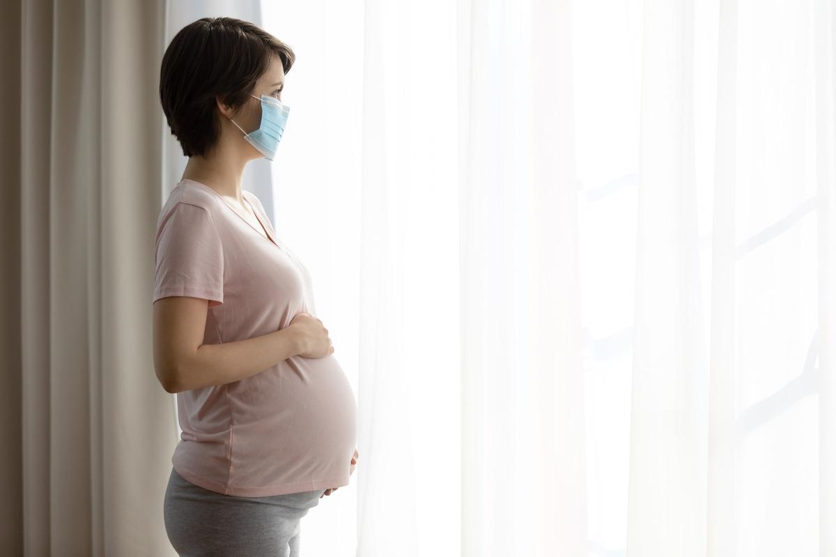 Study: Gestational SARS-CoV-2 infection is associated with placental expression of immune and trophoblast genes. Image Credit: fizkes/Shutterstock