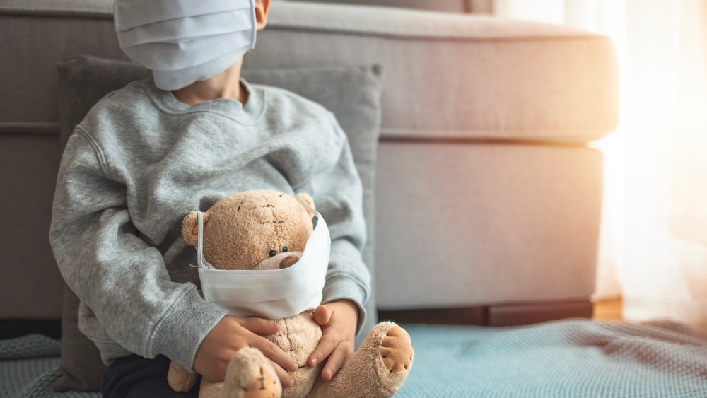 Study: Comparison of Symptoms Associated With SARS-CoV-2 Variants Among Children in Canada. Image Credit: Dragana Gordic/Shutterstock