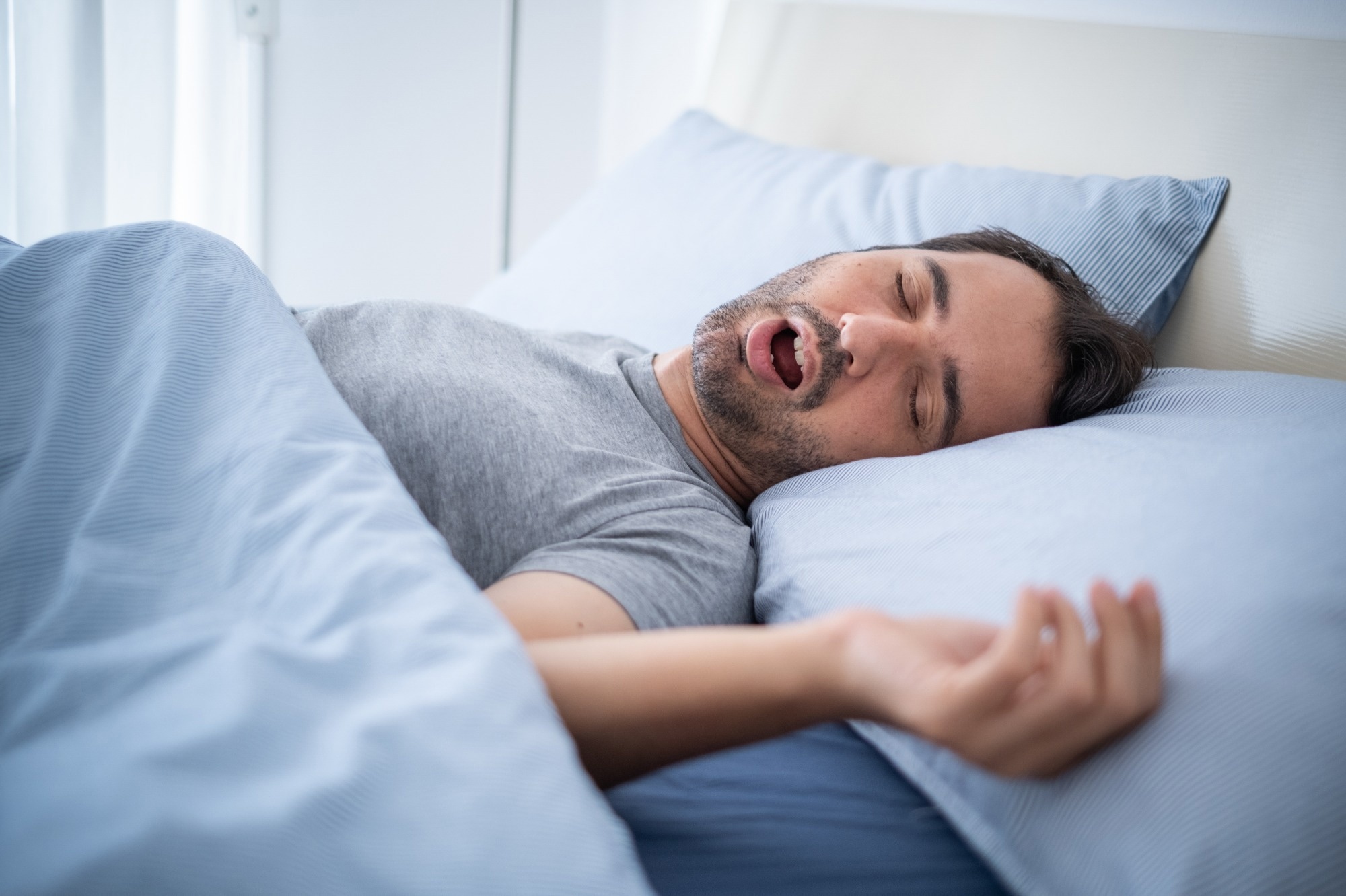 Study: Causal association between snoring and stroke: a Mendelian randomization study in a Chinese population. Image Credit: F01 PHOTO/Shutterstock.com